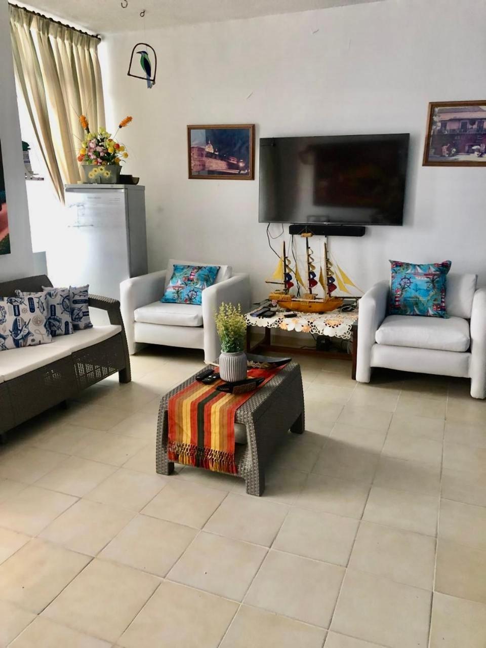 Playa Bocagrande Delfines Apartamento *